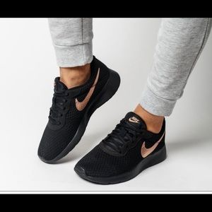 Nike | Shoes | Nike Tanjun Womens 